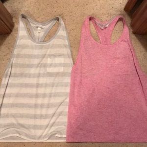 2 Victoria’s secret tank tops! 💋